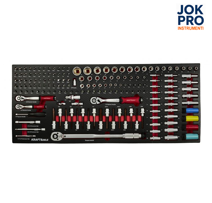 Instrumentu skapis ar 479 elementiem