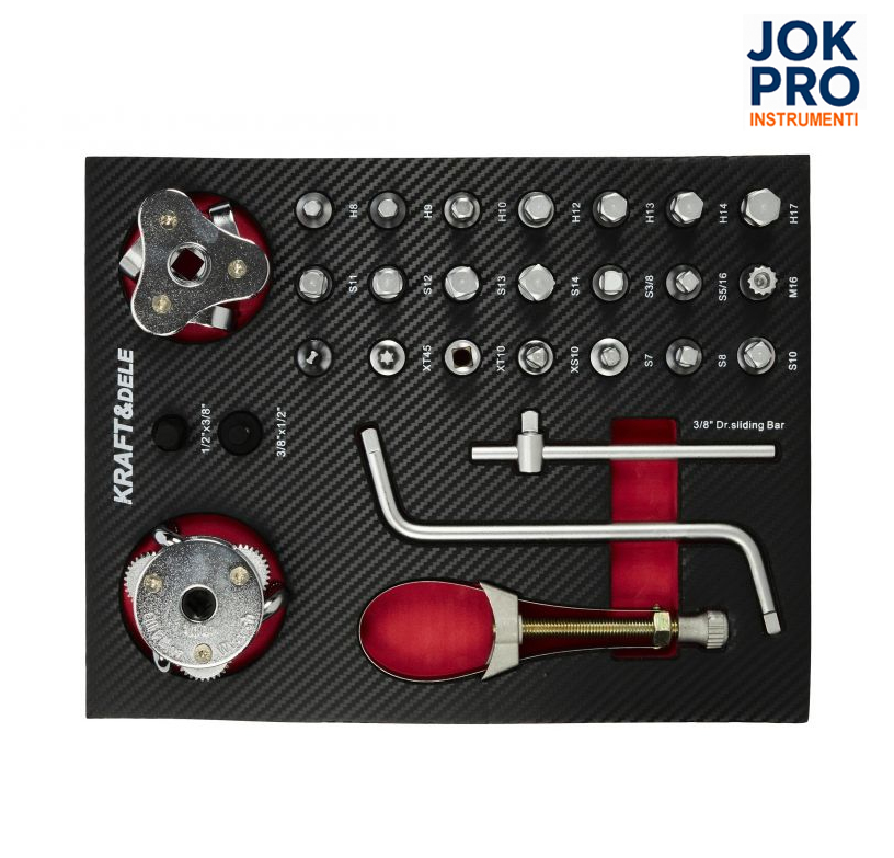 Instrumentu skapis ar 479 elementiem
